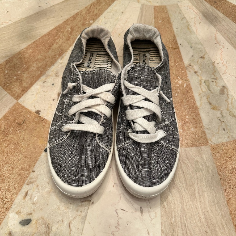 Slip-On Foam Padded Sole Sneakers 8